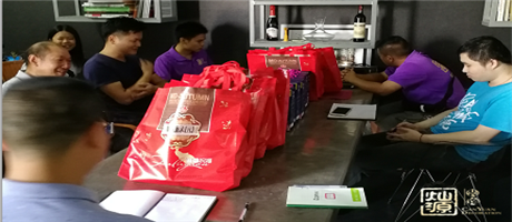 國慶適逢中秋佳節(jié)，燦源裝飾與你一起團圓