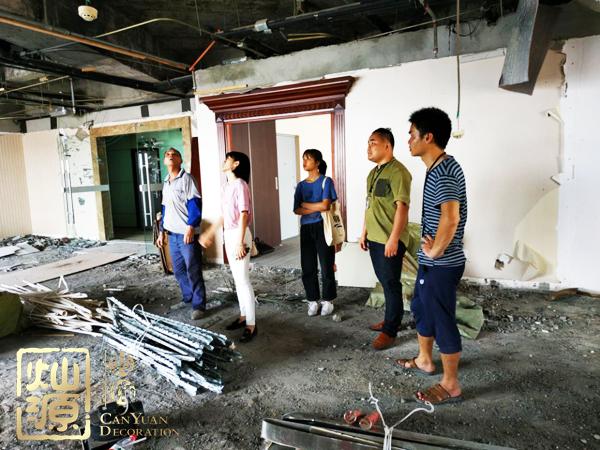 辦公室裝飾工程開(kāi)工大吉