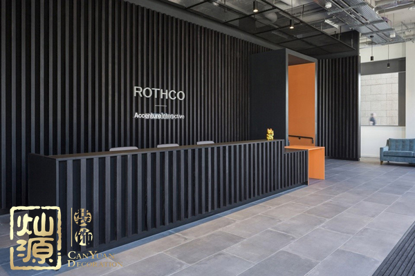 國(guó)外廣告公司裝修效果 展示工業(yè)風(fēng)與媒體元素的天生兼容