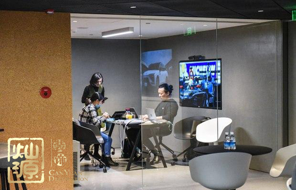 蔚來汽車莊莉離職 可惜了蔚來汽車那么舒適的辦公室裝修環(huán)境