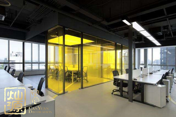 ofo小黃車(chē)日均退款3500人 ，走下神壇的小黃車(chē)辦公室人去樓空？