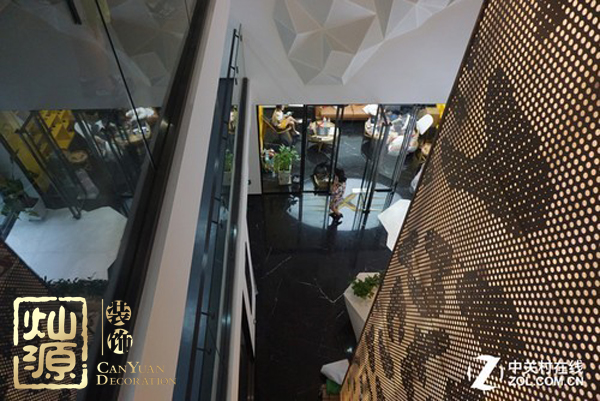 電競?cè)瞬判?00萬 電競高薪職業(yè)培訓(xùn)基地裝修堪比5星級豪華酒店