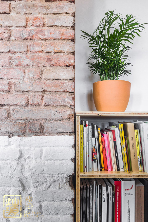 低成本舊倉庫改辦公室 紅磚白墻也能享譽(yù)全球