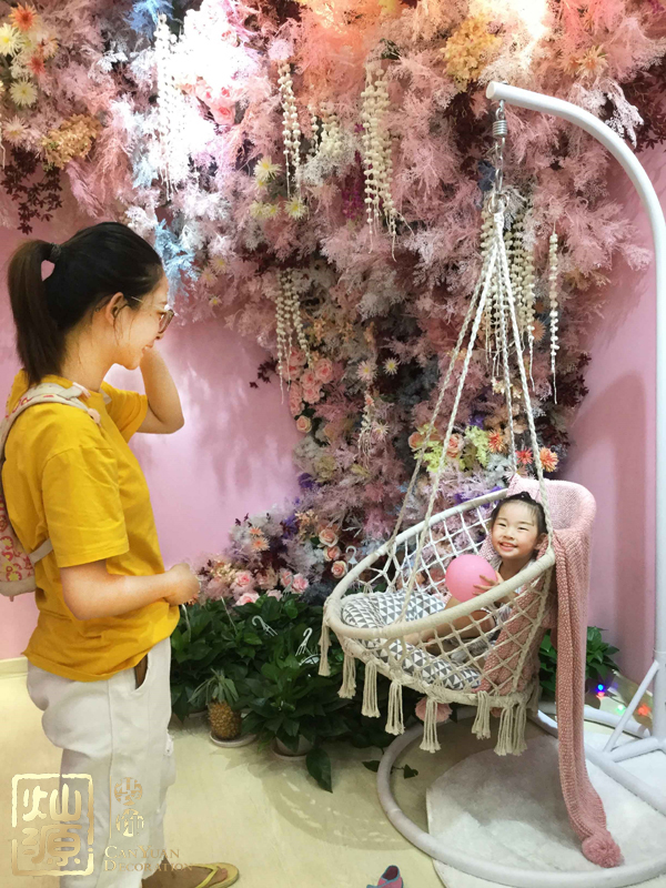 南寧網(wǎng)紅奶茶店設(shè)計(jì)裝修實(shí)例分享 顧客絡(luò)繹不絕的原因原來(lái)是這個(gè)