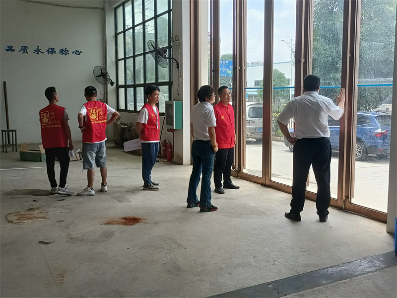 開(kāi)工就出事，停工半月浪費(fèi)的錢(qián)誰(shuí)負(fù)責(zé)？南寧裝修公司安全意識(shí)這么差？