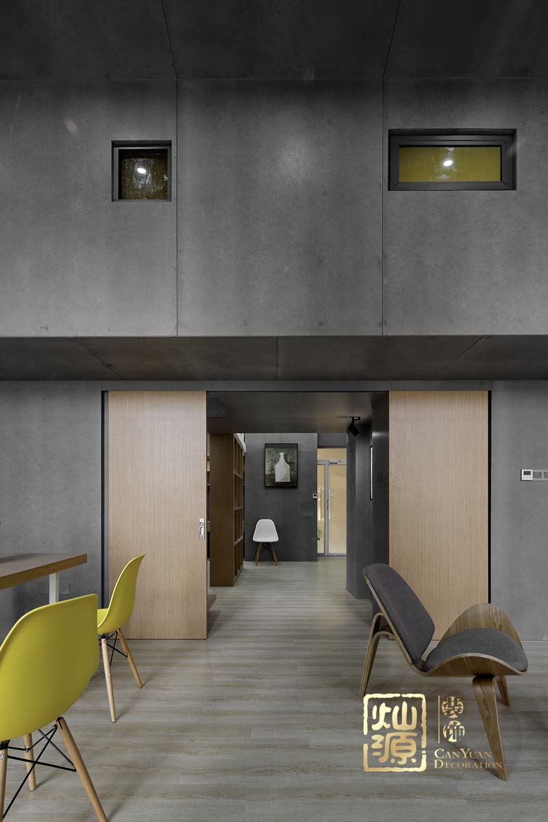 南寧loft風格辦公室裝修設(shè)計